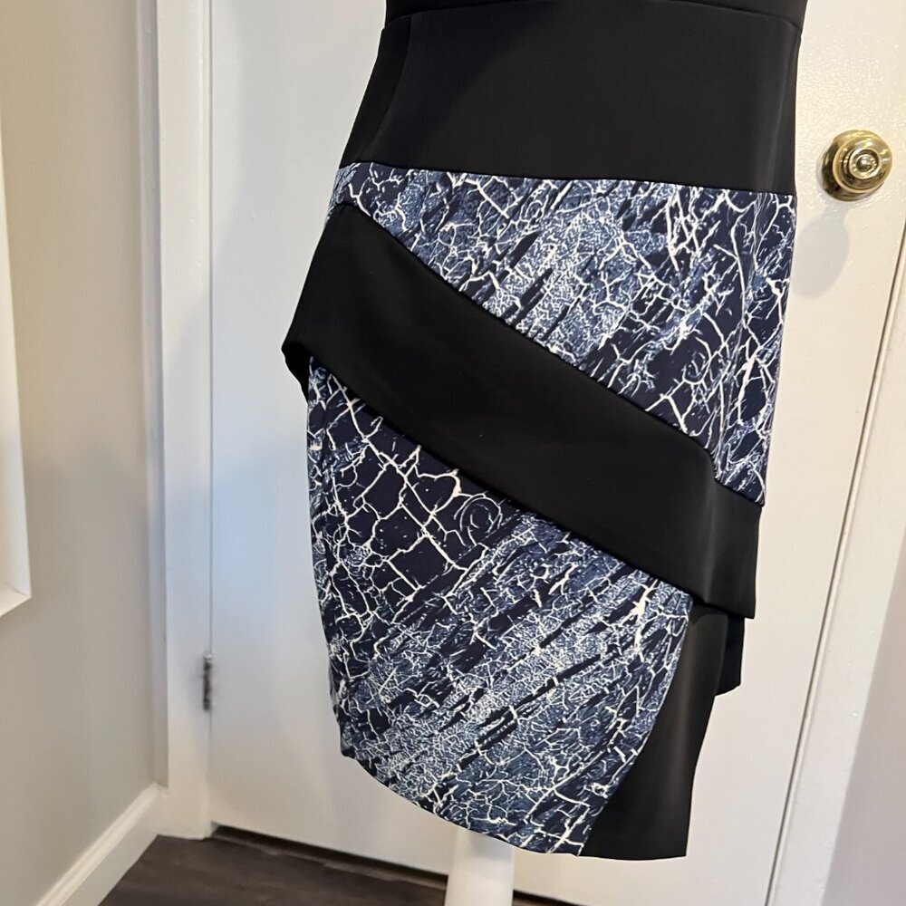 BCBGMaxAzria 'Dalia" Blue and Black Asymmetrical Sheath Dress, Size 4 - Picture 10 of 16